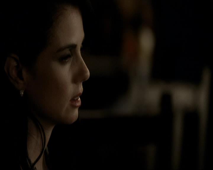 VampireDiariesWorld_dot_org-121Isobel0526.jpg VampireDiariesWorld_dot_org-121Isobel0526.jpg