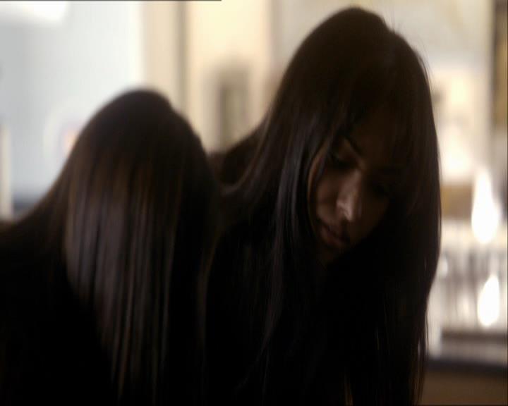 VampireDiariesWorld_dot_org-121Isobel1090.jpg VampireDiariesWorld_dot_org-121Isobel1090.jpg