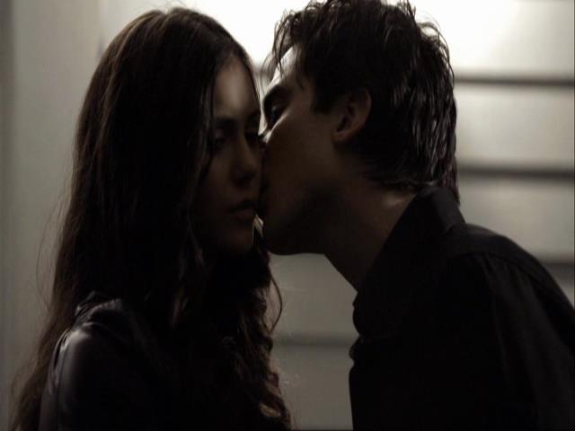 VampireDiariesWorld_dot_org-122FoundersDay2068.jpg