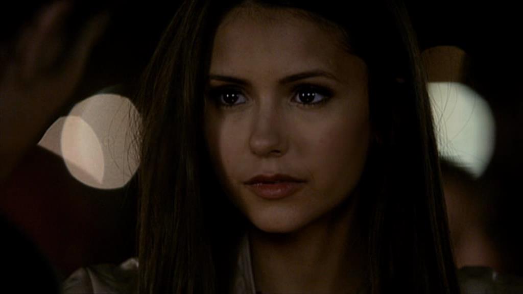 VampireDiariesWorld-dot-org_TVD-S1-SpecialFeatures_ANewBreedOfVampires_Captures00014.jpg