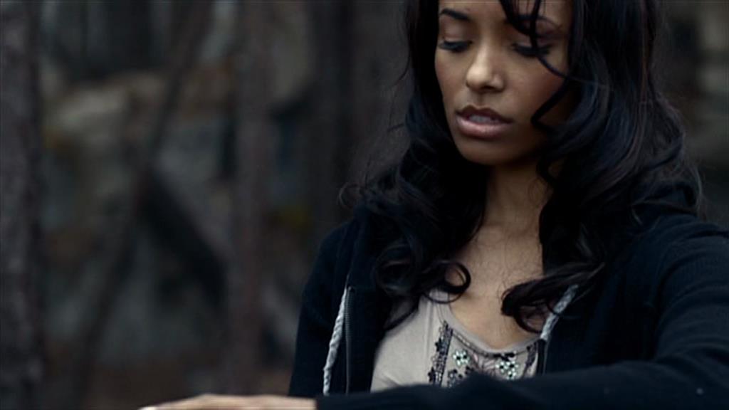 VampireDiariesWorld-dot-org_TVD-S1-SpecialFeatures_ANewBreedOfVampires_Captures00034.jpg