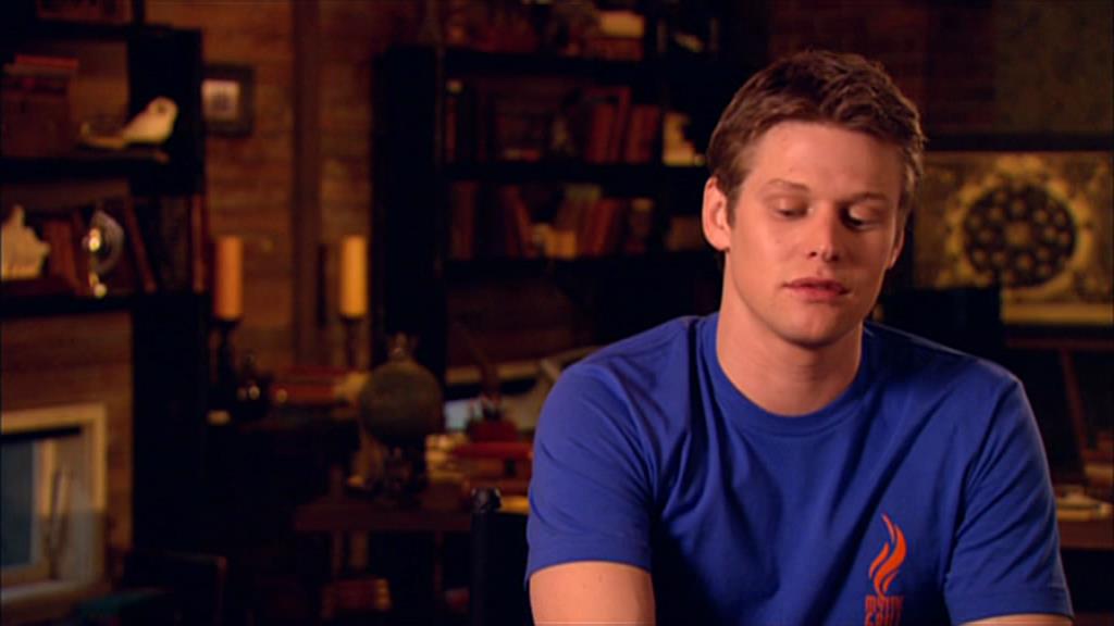 VampireDiariesWorld-dot-org_TVD-S1-SpecialFeatures_ANewBreedOfVampires_Captures00206.jpg