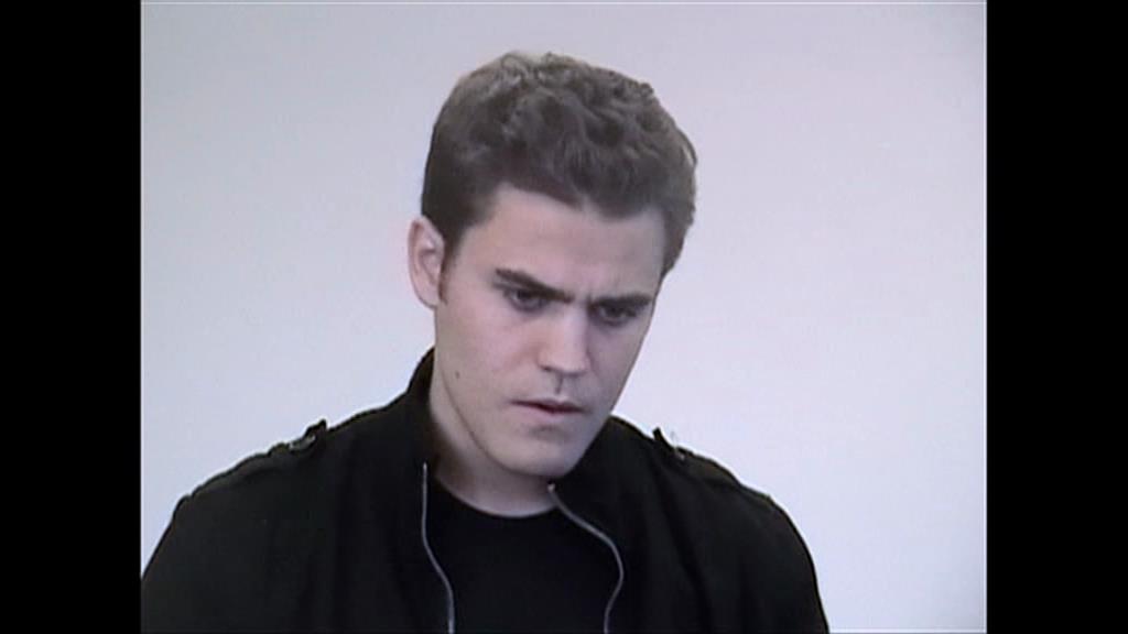 VampireDiariesWorld-dot-org_TVD-S1-SpecialFeatures_ANewBreedOfVampires_Captures00747.jpg