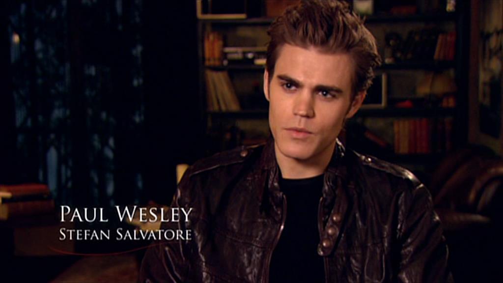 VampireDiariesWorld-dot-org_TVD-S1-SpecialFeatures_IntoMysticFalls_Captures00102.jpg