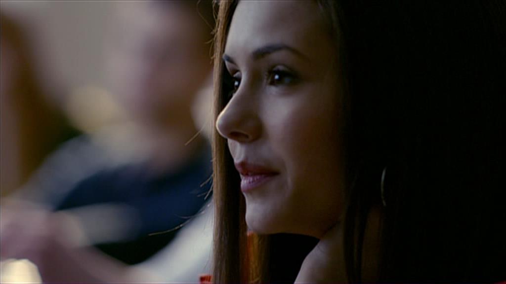 VampireDiariesWorld-dot-org_TVD-S1-SpecialFeatures_IntoMysticFalls_Captures00238.jpg