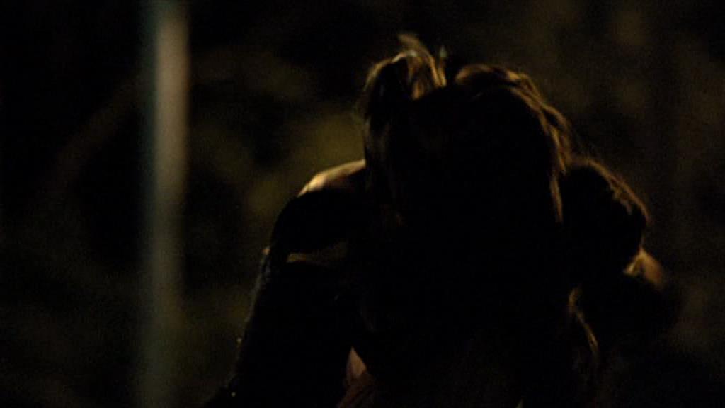 VampireDiariesWorld-dot-org_TVD-S1-SpecialFeatures_IntoMysticFalls_Captures01576.jpg