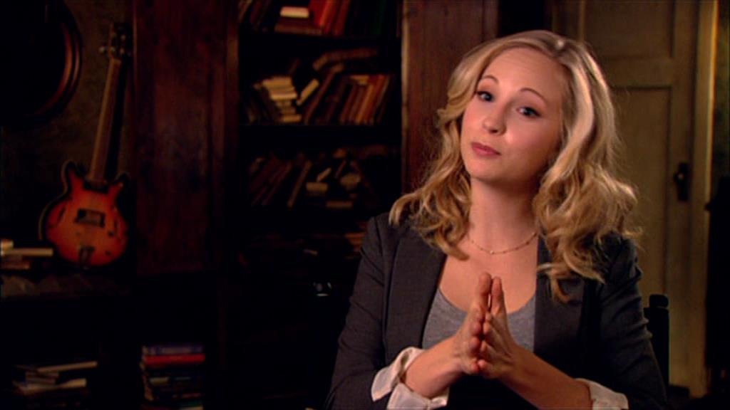 VampireDiariesWorld-dot-org_TVD-S1-SpecialFeatures_Vampires101_Captures00355.jpg