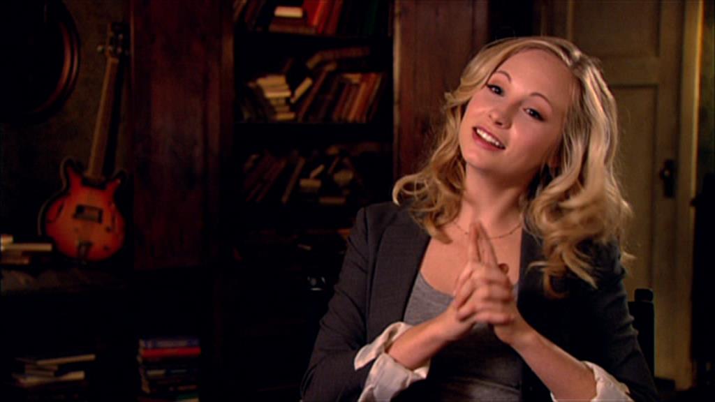 VampireDiariesWorld-dot-org_TVD-S1-SpecialFeatures_Vampires101_Captures00357.jpg