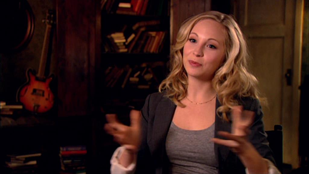 VampireDiariesWorld-dot-org_TVD-S1-SpecialFeatures_Vampires101_Captures00358.jpg