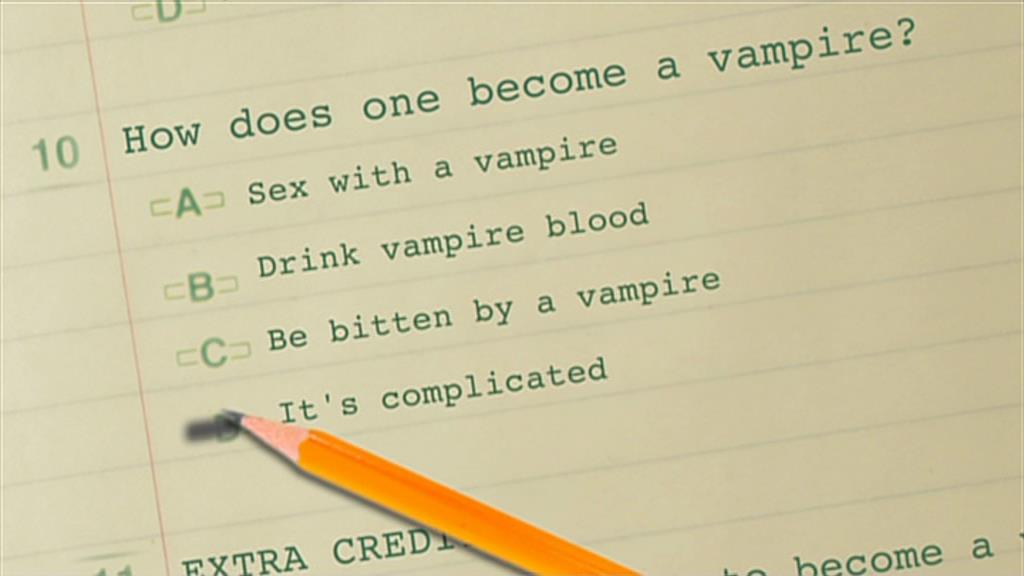 VampireDiariesWorld-dot-org_TVD-S1-SpecialFeatures_Vampires101_Captures00362.jpg