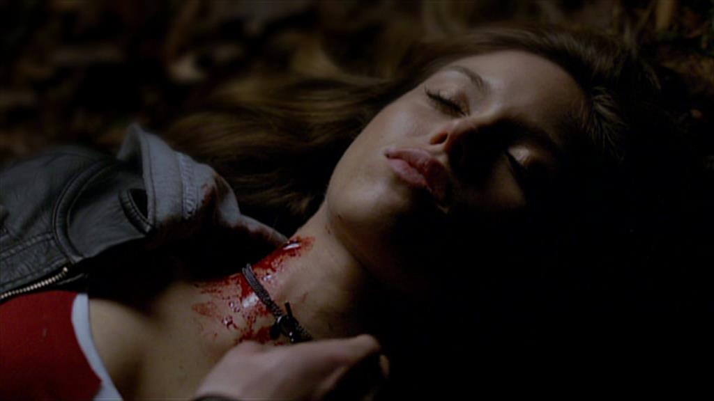 VampireDiariesWorld-dot-org_TVD-S1-SpecialFeatures_WhenVampireDontSuck_Captures00030.jpg VampireDiariesWorld-dot-org_TVD-S1-SpecialFeatures_WhenVampireDontSuck_Captures00030.jpg