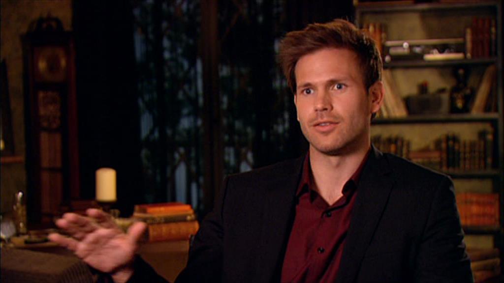 VampireDiariesWorld-dot-org_TVD-S1-SpecialFeatures_WhenVampireDontSuck_Captures00087.jpg VampireDiariesWorld-dot-org_TVD-S1-SpecialFeatures_WhenVampireDontSuck_Captures00087.jpg
