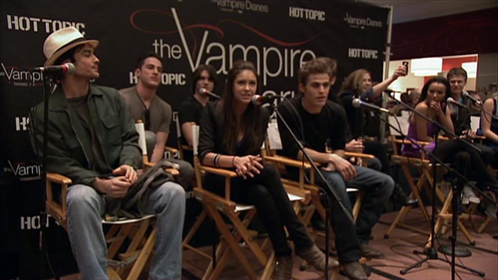 VampireDiariesWorld-dot-org_TVD-S1-SpecialFeatures_WhenVampireDontSuck_Captures00866.jpg VampireDiariesWorld-dot-org_TVD-S1-SpecialFeatures_WhenVampireDontSuck_Captures00866.jpg