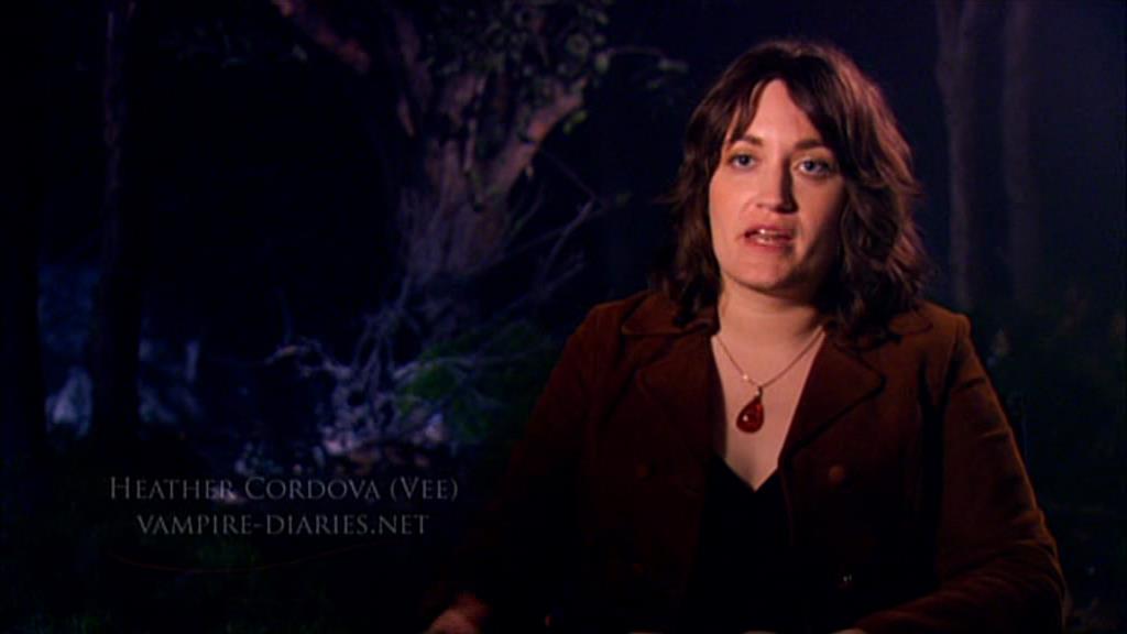VampireDiariesWorld-dot-org_TVD-S1-SpecialFeatures_WhenVampireDontSuck_Captures00965.jpg