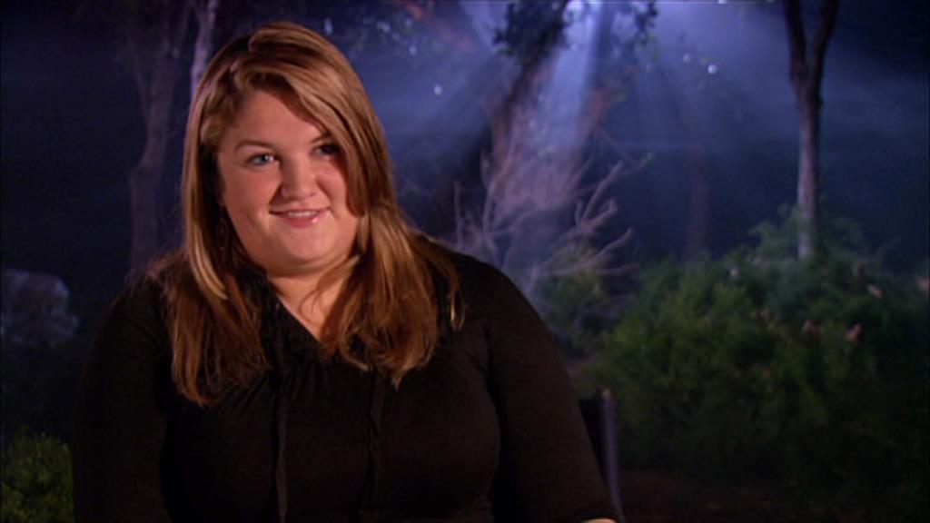 VampireDiariesWorld-dot-org_TVD-S1-SpecialFeatures_WhenVampireDontSuck_Captures00982.jpg