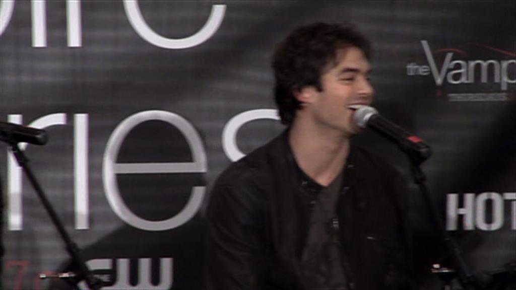 VampireDiariesWorld-dot-org_TVD-S1-SpecialFeatures_WhenVampireDontSuck_Captures01017.jpg VampireDiariesWorld-dot-org_TVD-S1-SpecialFeatures_WhenVampireDontSuck_Captures01017.jpg