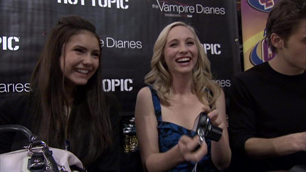VampireDiariesWorld-dot-org_TVD-S1-SpecialFeatures_WhenVampireDontSuck_Captures01028.jpg VampireDiariesWorld-dot-org_TVD-S1-SpecialFeatures_WhenVampireDontSuck_Captures01028.jpg