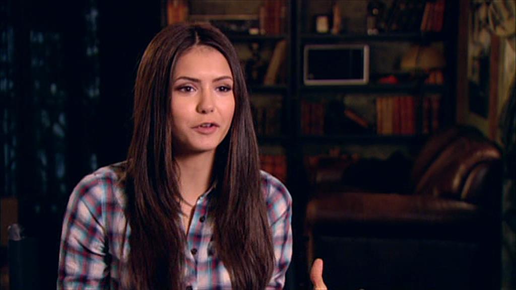 VampireDiariesWorld-dot-org_TVD-S1-SpecialFeatures_WhenVampireDontSuck_Captures01041.jpg VampireDiariesWorld-dot-org_TVD-S1-SpecialFeatures_WhenVampireDontSuck_Captures01041.jpg