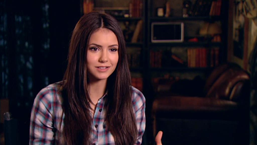 VampireDiariesWorld-dot-org_TVD-S1-SpecialFeatures_WhenVampireDontSuck_Captures01042.jpg VampireDiariesWorld-dot-org_TVD-S1-SpecialFeatures_WhenVampireDontSuck_Captures01042.jpg
