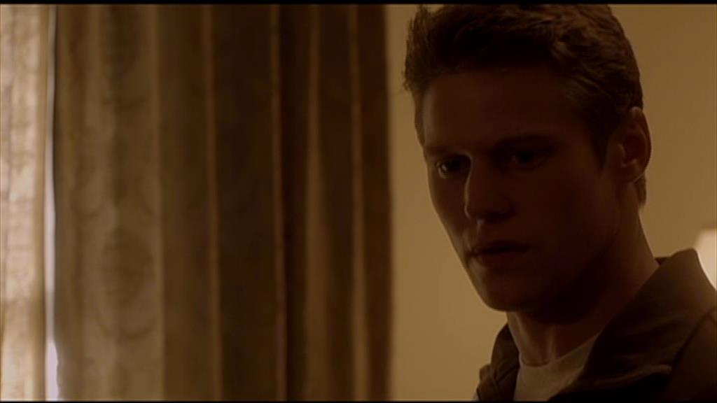 VampireDiariesWorld-dot-org_TVD-S1-UnairedScenes1x06_Captures00127.jpg