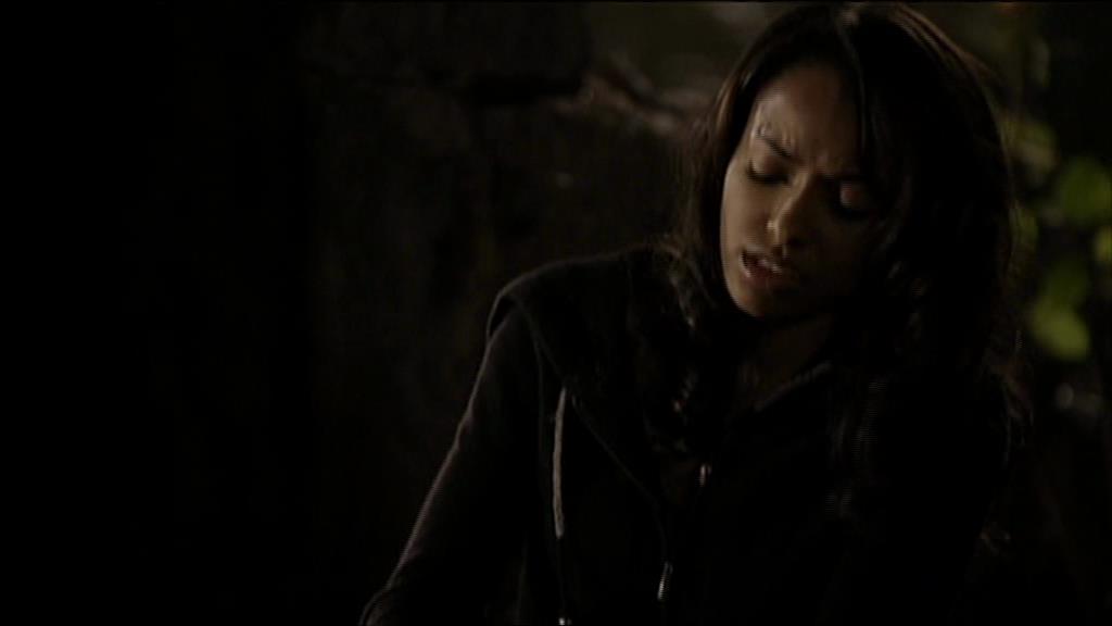 VampireDiariesWorld-dot-org_TVD-S1-UnairedScenes1x10_Captures00138.jpg