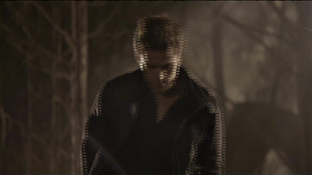 VampireDiariesWorld-dot-org_TVD-S1-UnairedScenes1x10_Captures00146.jpg