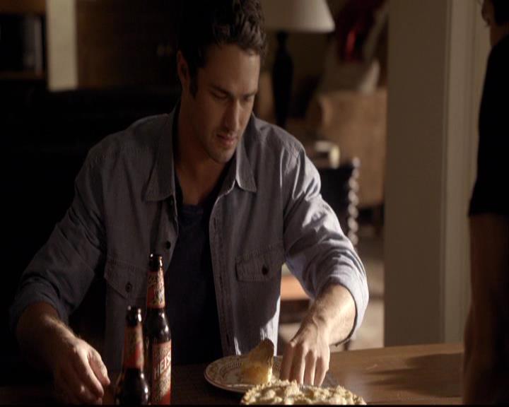 VampireDiariesWorld-dot-org_2x04MemoryLane1162.jpg VampireDiariesWorld-dot-org_2x04MemoryLane1162.jpg