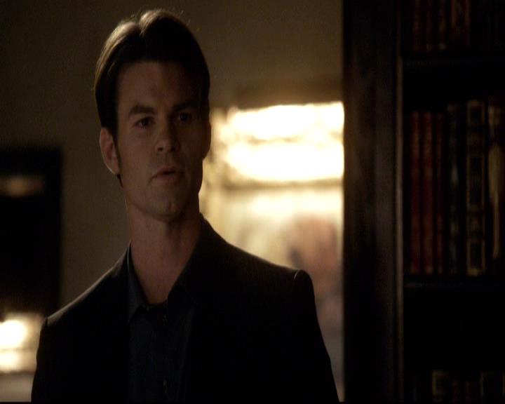 VampireDiariesWorld-dot-org_2x20TheLastDay0086.jpg