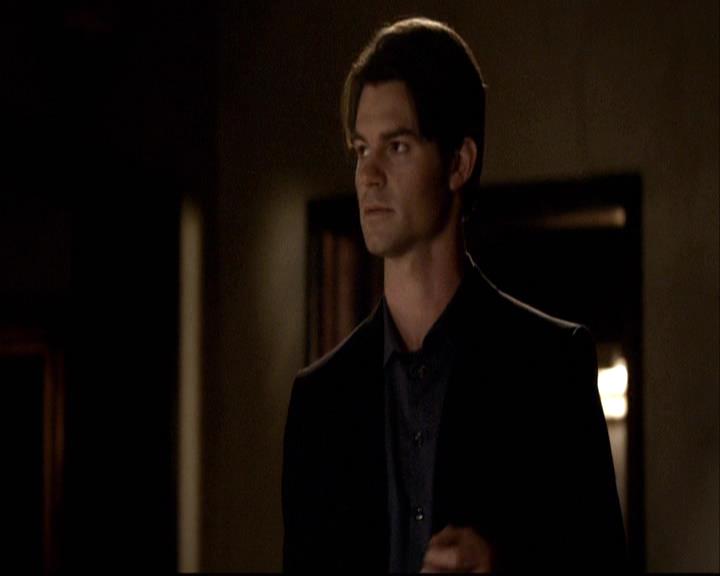 VampireDiariesWorld-dot-org_2x20TheLastDay0117.jpg VampireDiariesWorld-dot-org_2x20TheLastDay0117.jpg