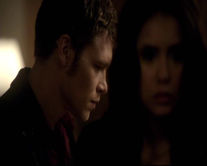 VampireDiariesWorld-dot-org_2x20TheLastDay1318.jpg
