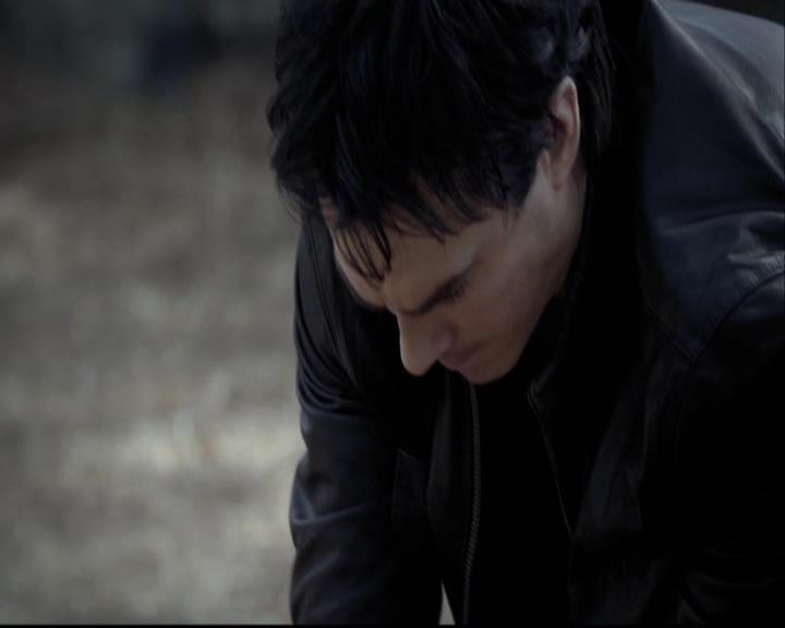 VampireDiariesWorld-dot-org_2x20TheLastDay1397.jpg