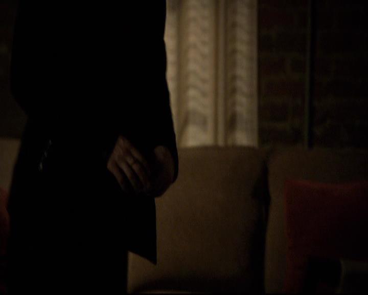 VampireDiariesWorld-dot-org_2x20TheLastDay2059.jpg
