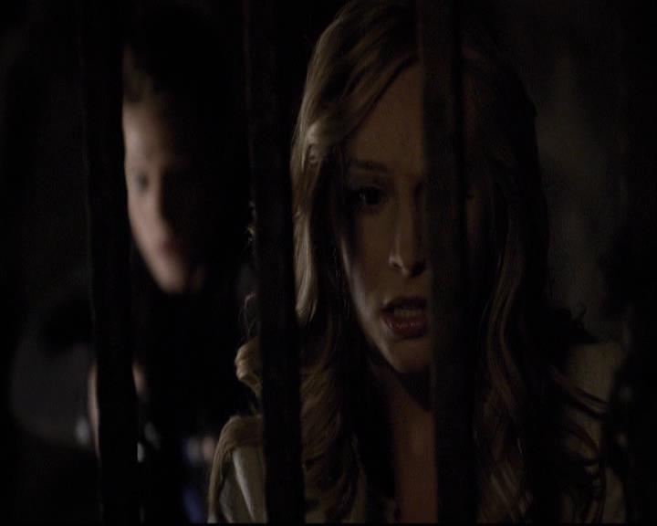 VampireDiariesWorld-dot-org_2x20TheLastDay2145.jpg