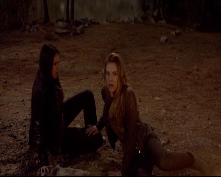 VampireDiariesWorld-dot-org_2x20TheLastDay2234.jpg VampireDiariesWorld-dot-org_2x20TheLastDay2234.jpg