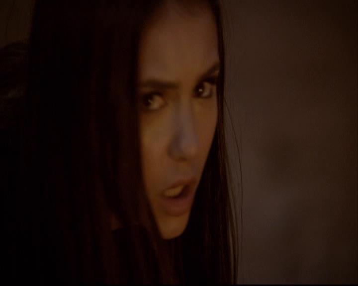 VampireDiariesWorld-dot-org_2x20TheLastDay2239.jpg