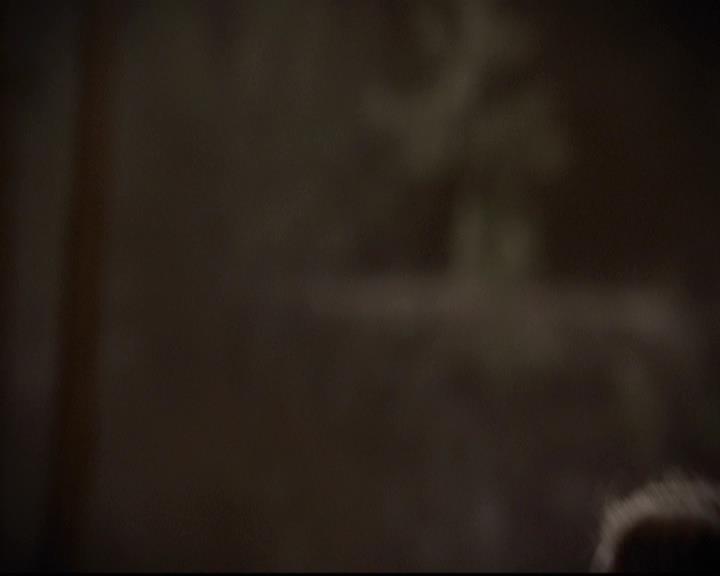 VampireDiariesWorld-dot-org_2x21TheSunAlsoRises0227.jpg VampireDiariesWorld-dot-org_2x21TheSunAlsoRises0227.jpg