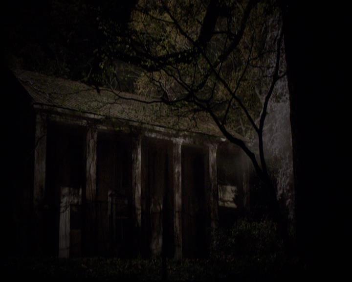 VampireDiariesWorld-dot-org_2x21TheSunAlsoRises0250.jpg