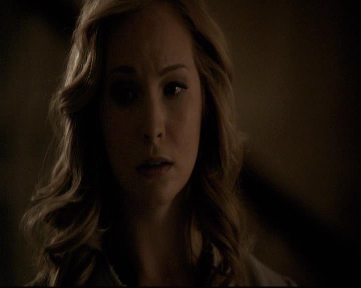 VampireDiariesWorld-dot-org_2x21TheSunAlsoRises0433.jpg
