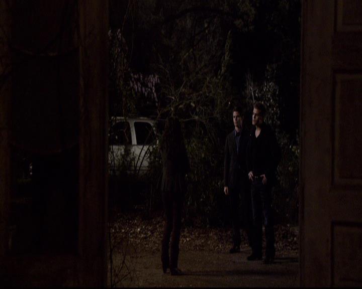 VampireDiariesWorld-dot-org_2x21TheSunAlsoRises0630.jpg