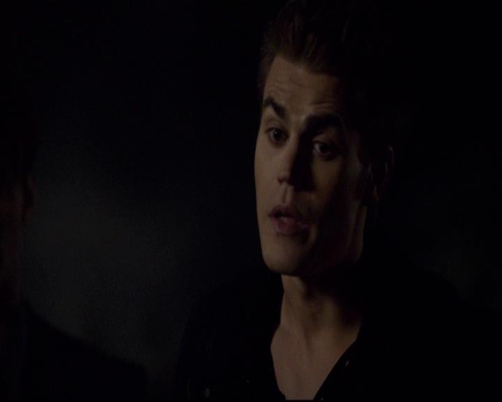 VampireDiariesWorld-dot-org_2x21TheSunAlsoRises0632.jpg