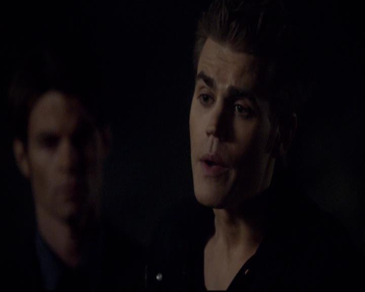 VampireDiariesWorld-dot-org_2x21TheSunAlsoRises0649.jpg