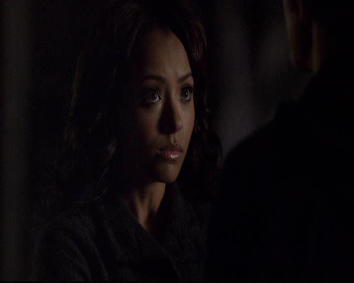 VampireDiariesWorld-dot-org_2x21TheSunAlsoRises0655.jpg