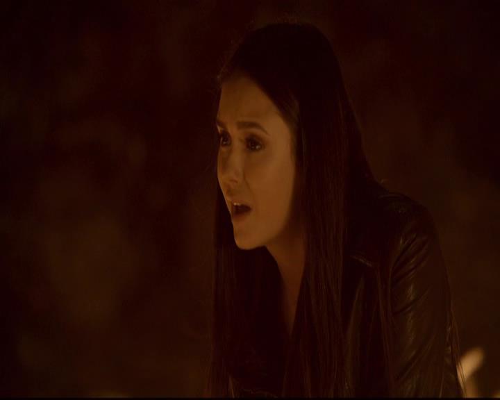 VampireDiariesWorld-dot-org_2x21TheSunAlsoRises0693.jpg