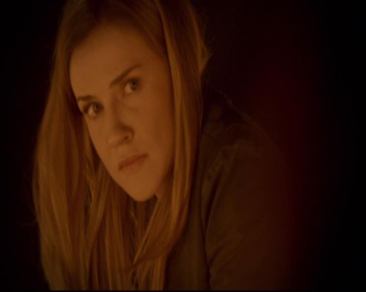 VampireDiariesWorld-dot-org_2x21TheSunAlsoRises0704.jpg VampireDiariesWorld-dot-org_2x21TheSunAlsoRises0704.jpg