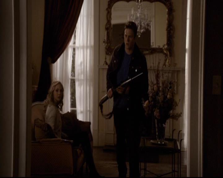 VampireDiariesWorld-dot-org_2x21TheSunAlsoRises0762.jpg