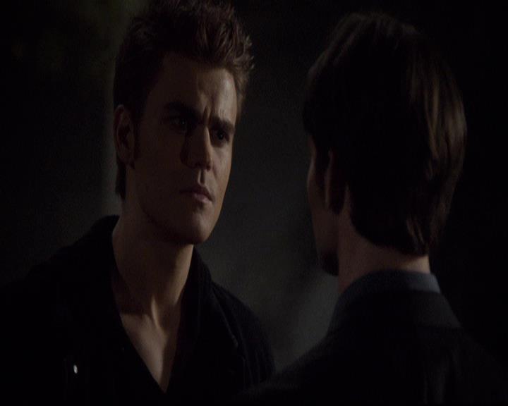 VampireDiariesWorld-dot-org_2x21TheSunAlsoRises0849.jpg