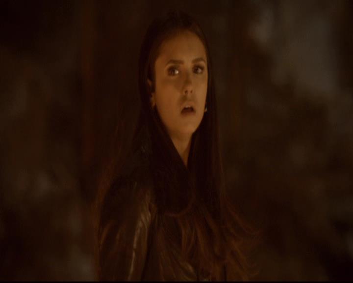 VampireDiariesWorld-dot-org_2x21TheSunAlsoRises1034.jpg