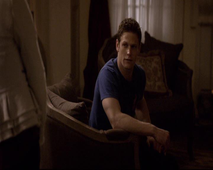 VampireDiariesWorld-dot-org_2x21TheSunAlsoRises1121.jpg