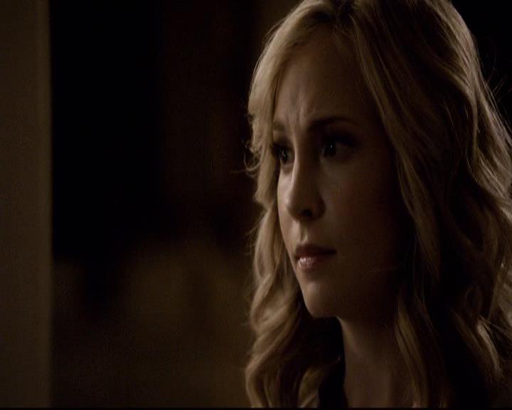 VampireDiariesWorld-dot-org_2x21TheSunAlsoRises1157.jpg