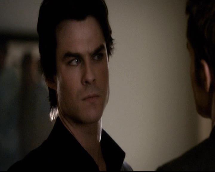 VampireDiariesWorld-dot-org_2x21TheSunAlsoRises1943.jpg